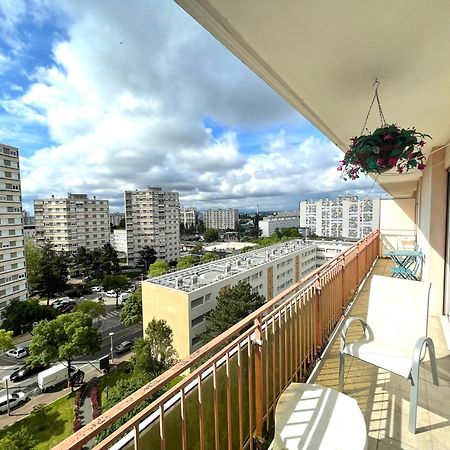 Chambre Privee En Colocation Dans Un Appartement Au Centre De Rillieux La Pape Eksteriør bilde