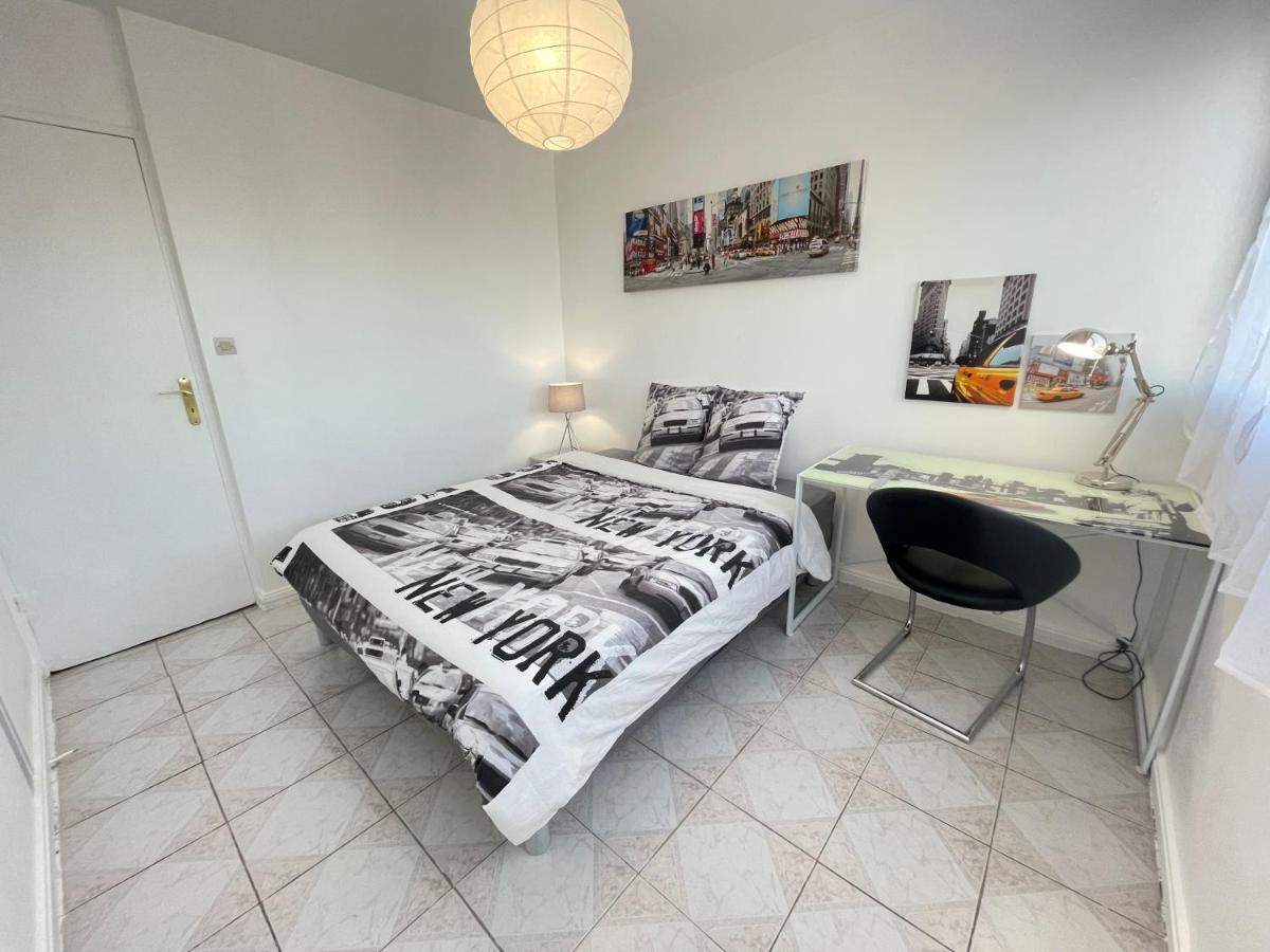 Chambre Privee En Colocation Dans Un Appartement Au Centre De Rillieux La Pape Eksteriør bilde
