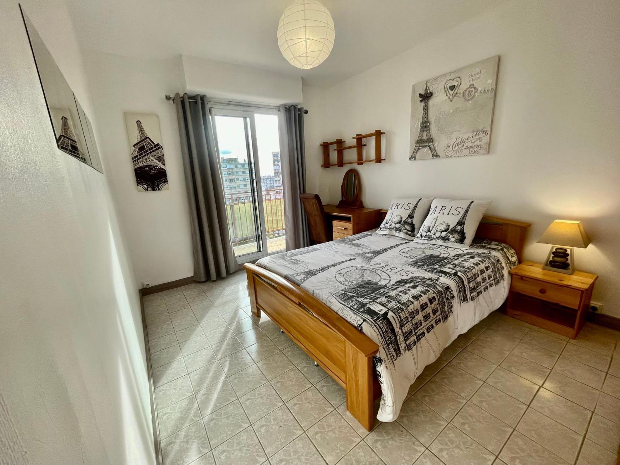 Chambre Privee En Colocation Dans Un Appartement Au Centre De Rillieux La Pape Eksteriør bilde